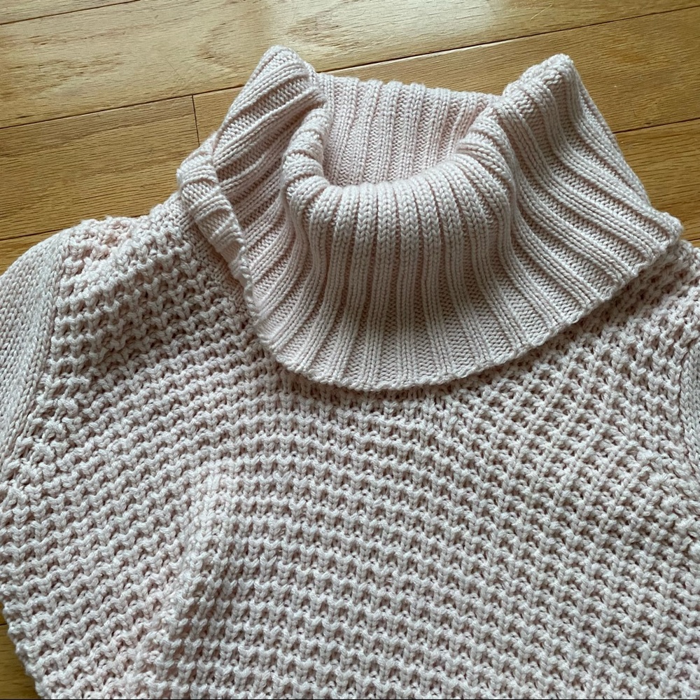 pink sweater - Picture 5 of 7